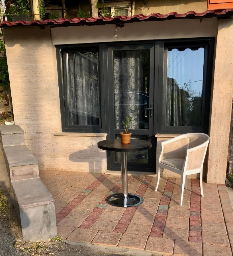 Villa Next To Victory Park Yerevan Ngoại thất bức ảnh