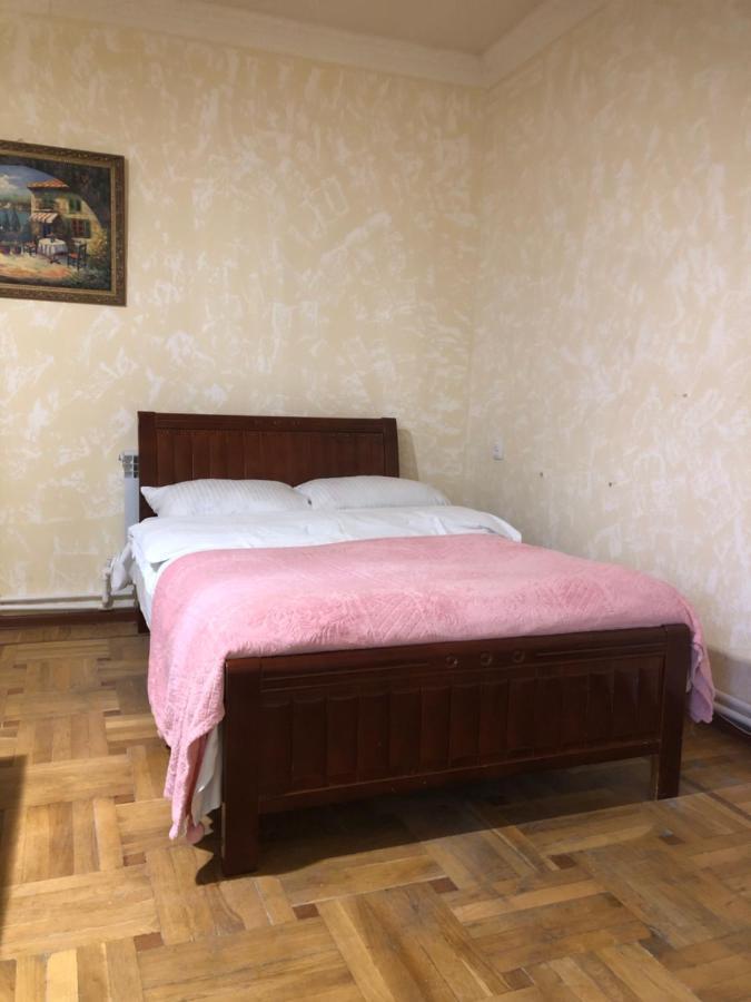 Villa Next To Victory Park Yerevan Ngoại thất bức ảnh